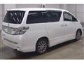 2013 Toyota Vellfire
