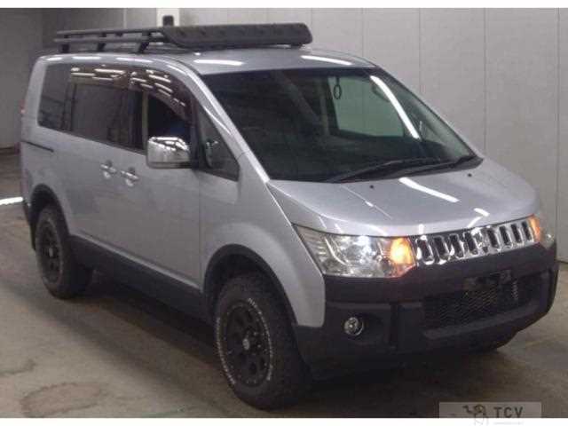 2010 Mitsubishi Delica D5