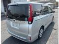 2016 Toyota Noah