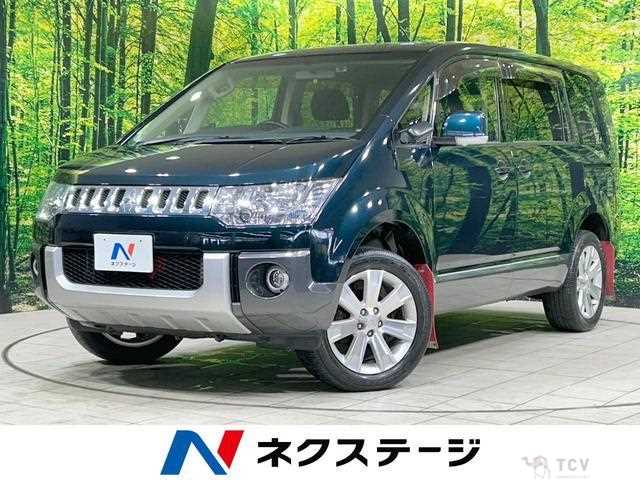 2012 Mitsubishi Delica D5