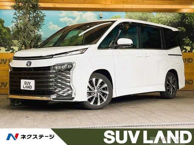 2023 Toyota Voxy