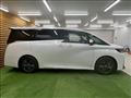 2024 Toyota Vellfire