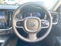 2025 Volvo V60