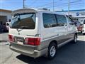 2000 Toyota Grand Hiace