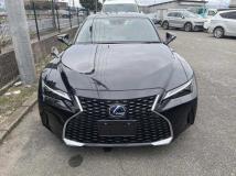 2022 Lexus IS
