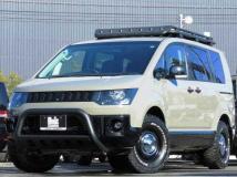 2008 Mitsubishi Delica D5