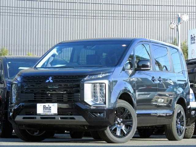 Mitsubishi Delica D5 2026 — фото 2 купить в Москве