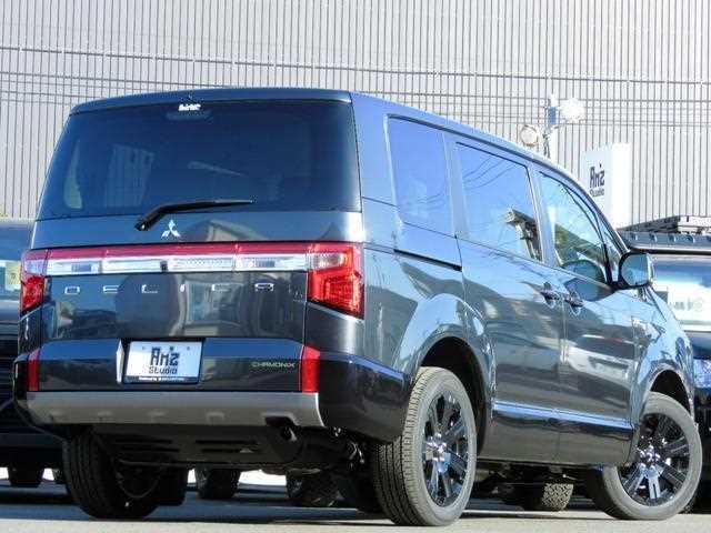 Mitsubishi Delica D5 2026 — фото 10 купить в Москве