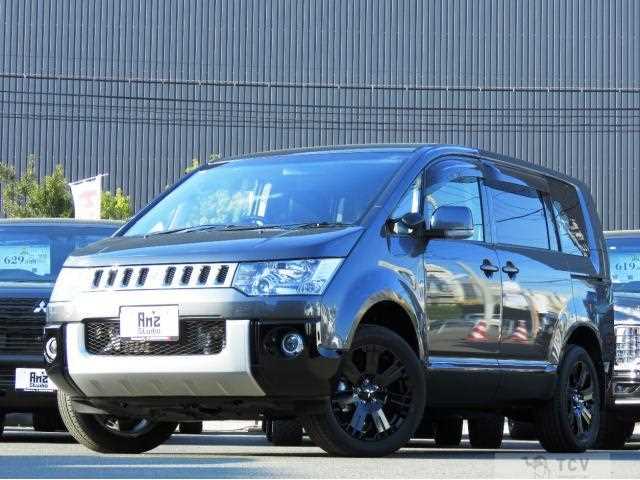 2015 Mitsubishi Delica D5