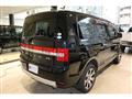 2011 Mitsubishi Delica D5