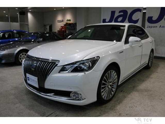 2014 Toyota Crown Majesta