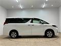 2018 Toyota Alphard Hybrid