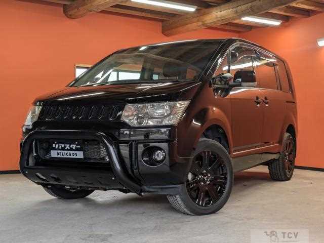 2013 Mitsubishi Delica D5