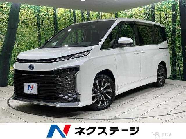 2022 Toyota Voxy
