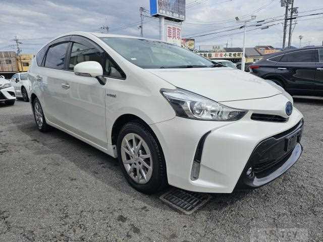 2019 Toyota PRIUS α