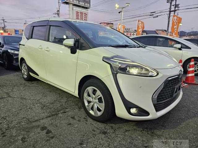 2021 Toyota Sienta