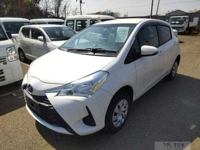 2017 Toyota Vitz