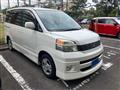 2002 Toyota Voxy