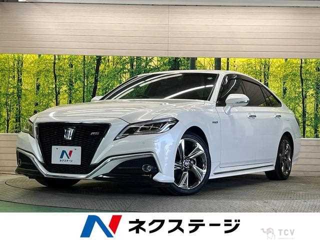 2019 Toyota Crown Hybrid