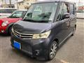 2011 Nissan ROOX