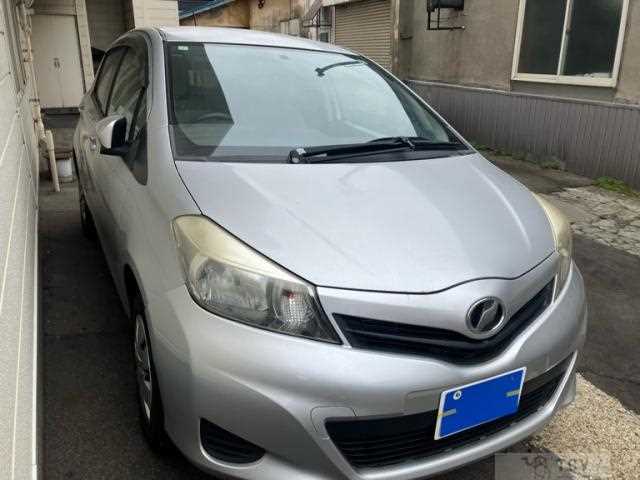 2011 Toyota Vitz