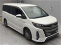 2017 Toyota Noah
