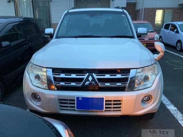 2012 Mitsubishi Pajero