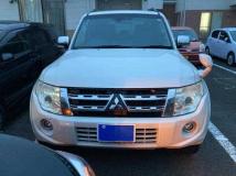 2012 Mitsubishi Pajero