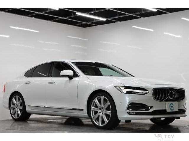 2017 Volvo S90