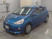 2013 Toyota AQUA