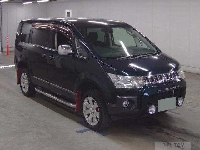 2013 Mitsubishi Delica D5