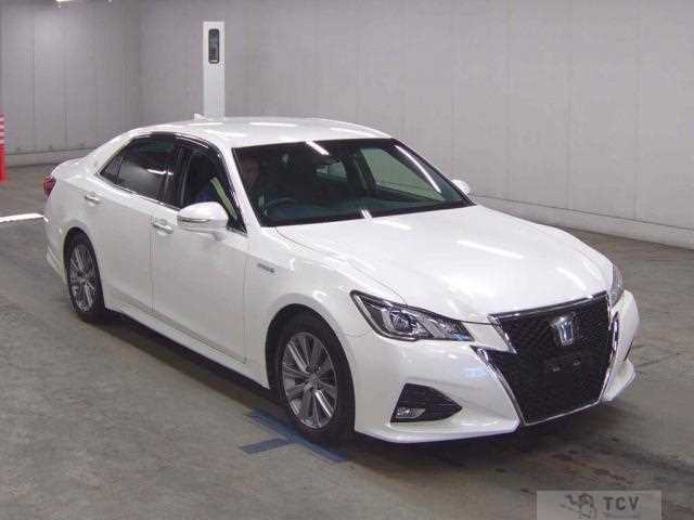 2015 Toyota Crown Hybrid