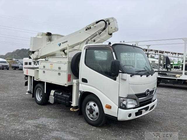 2017 Hino Dutro