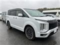 2022 Mitsubishi Delica D5