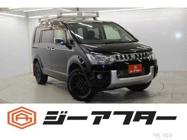 2018 Mitsubishi Delica D5