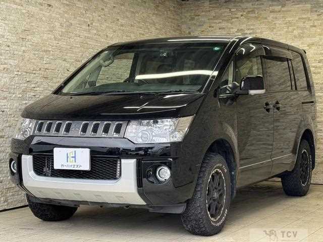 2017 Mitsubishi Delica D5