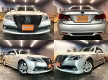 2013 Toyota Crown Hybrid