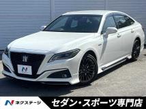 2019 Toyota Crown Hybrid