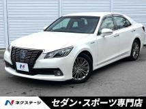2015 Toyota Crown Hybrid