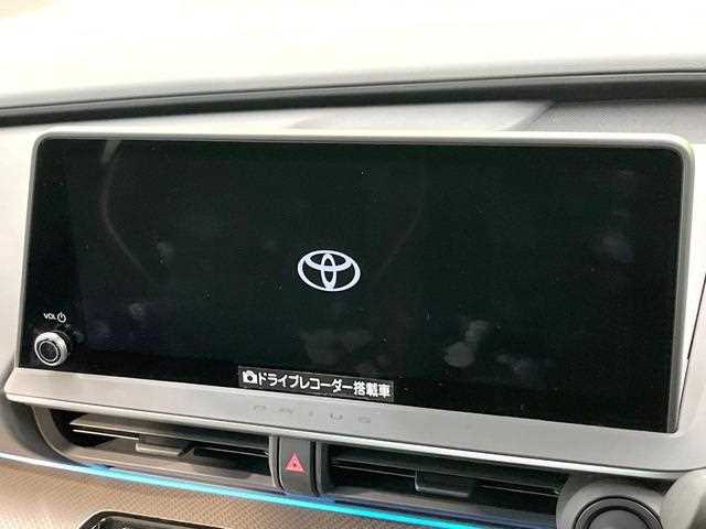 Toyota Prius 2025 — фото 6 купить в Москве