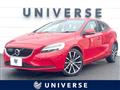 2017 Volvo V40