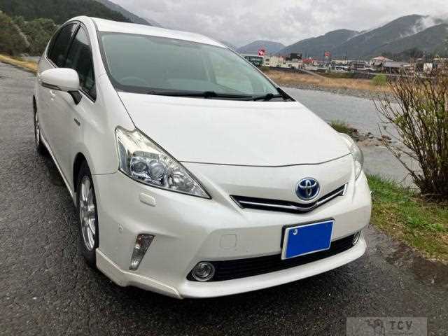 2012 Toyota PRIUS α