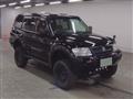 2004 Mitsubishi Pajero
