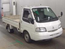 2004 Mitsubishi Delica Truck