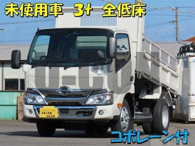 2025 Hino Dutro
