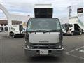 2011 Isuzu Elf Truck
