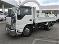 2011 Isuzu Elf Truck