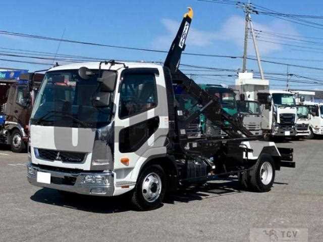 2025 Mitsubishi Fuso Fighter