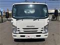 2016 Isuzu Elf Truck