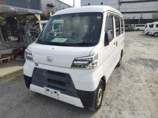 2020 Daihatsu Hijet Cargo